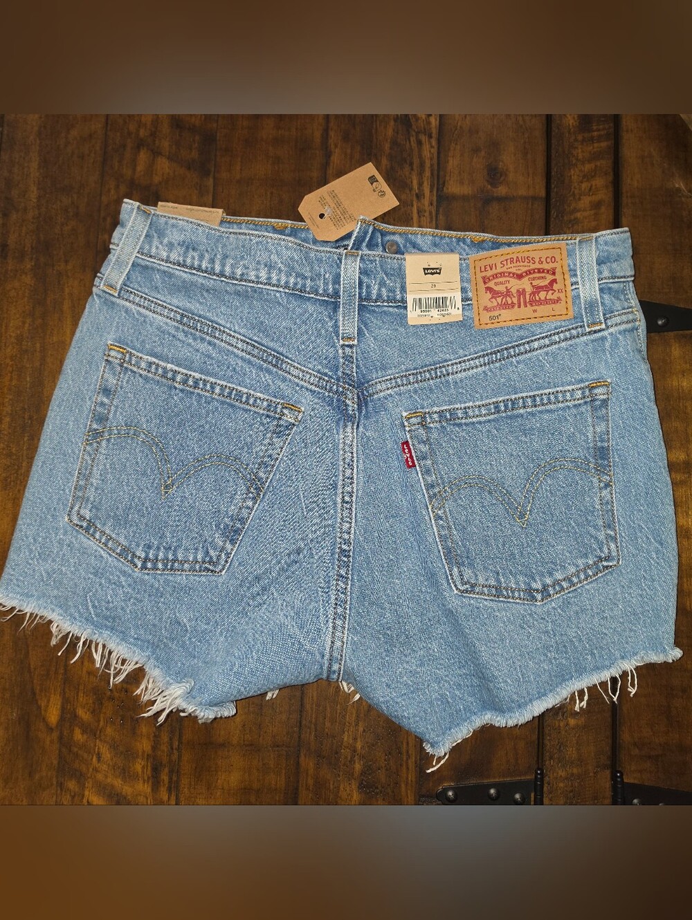 Levi's 501 Cutoff Distressed Denim Shorts Size 28 - Picture 4 of 4